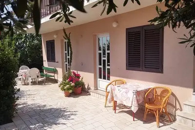 Image de Appartement d'une chambre avec la terrasse Novi Vinodolski (A-5587-c)