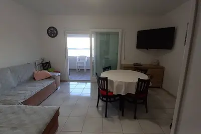 Image de Appartement d'une chambre prés de la plage Kustici, Pag (A-9360-a)