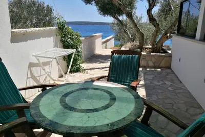 Image de Appartement d'une chambre prés de la plage Zavala, Hvar (A-553-g)