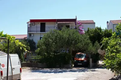 Image de Appartement d'une chambre avec le balcon et la vue sur le mer Sucuraj, Hvar (A-6732-a)