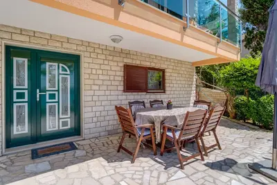 Appartement de deux chambres prés de la plage Mali Losinj, Losinj (A-5391-a)
