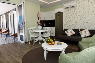 Image de 1-bed Superior Apt A1 in character Babosas Village
