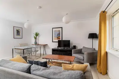 Image de 2 Alexandra Court - une maison de ville pouvant accueillir 4 invités dans 2 chambres