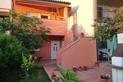 Image de Appartement d'une chambre avec la terrasse Valbandon, Fazana (A-7305-b)