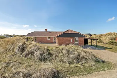 Image de Belle maison à Vejers Strand avec sauna