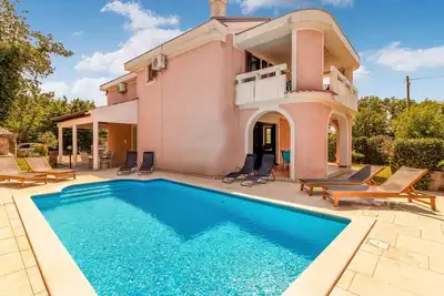 Image de Magnifique maison de 4 chambres à.