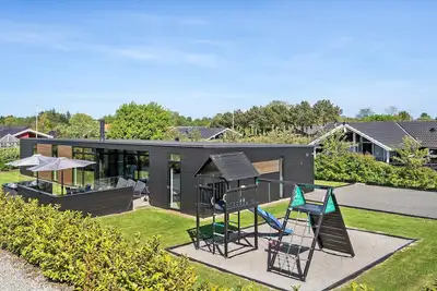 Image de Superbe maison à Juelsminde avec sauna