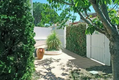 Image de Town villa 8p private pool 350m beach
