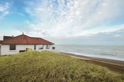 Image de Belle maison à Frøstrup avec sauna