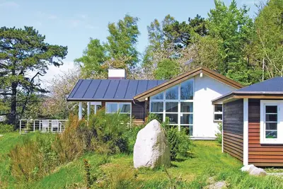Image de Maison confortable à Rønne avec WiFi