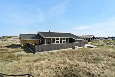 Image de Belle maison à Hvide Sande avec WiFi