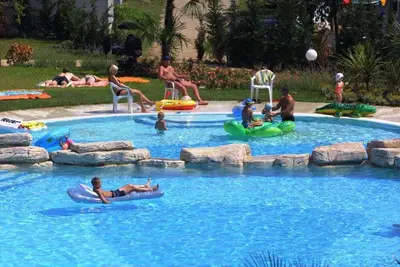 Image de Maison mobile avec un accès direct à la plage