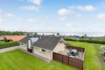 Image de Superbe maison à Sjølund avec sauna