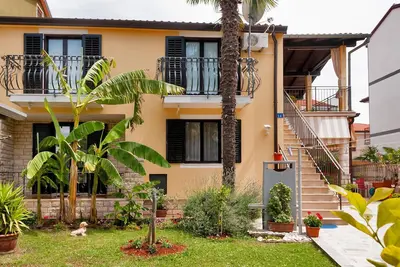 Image de Appartement confortable de 2 chambres à.