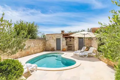 Image de Superbe maison à Liznjan avec WiFi
