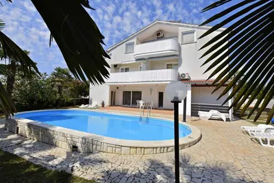 Image de Appartement de vacances avec piscine