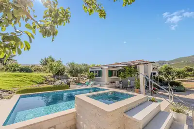 Image de Superbe maison de 2 chambres à Plano