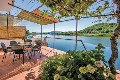 Image de Superbe maison à Opuzen avec WiFi