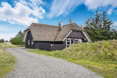 Image de Belle maison à Blåvand avec WiFi