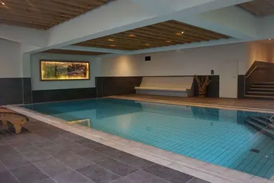 Image de Appartement de vacances avec balcon et piscine couverte