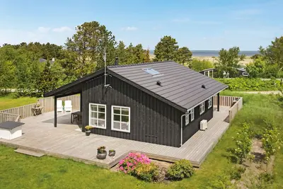 Image de Maison confortable à Frederikshavn avec.