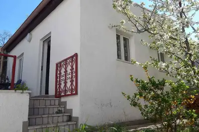 Image de Maison de vacances avec terrasse, barbecue et Internet