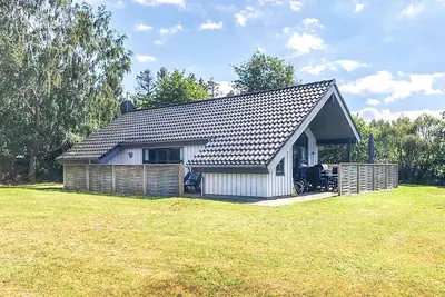 Image de Belle maison de 3 chambres à Glesborg
