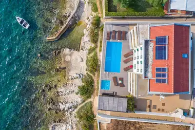 Image de Maison en bord de mer à Kozino