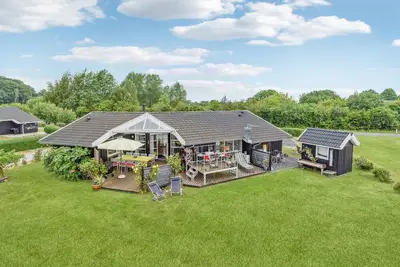 Image de Superbe maison à Rudkøbing avec cuisine