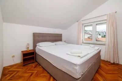 Image de Appartement de vacances avec terrasse et vue sur la mer