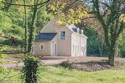 Image de Amazing home in Cravant les CĂ´teaux