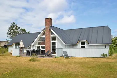 Image de Belle maison à Blåvand avec sauna