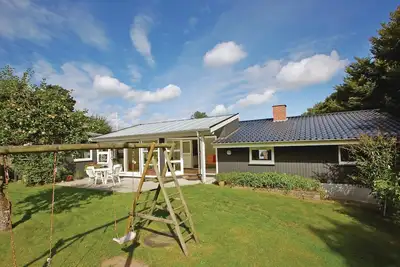 Image de Belle maison de 2 chambres à Børkop