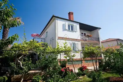 Image de Appartement de vacances avec des équipements modernes à proximité du centre ville