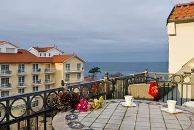 Image de (13) appartement de 2 pi��ces - côté ouest - immeuble d'habitation Atlantic