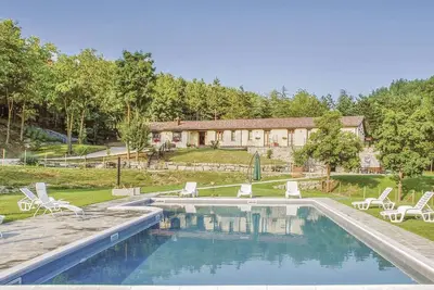 Image de Maison de 8 chambres acceptant les animaux de.