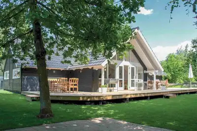 Image de Maison confortable de 4 chambres à Vig