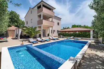 Image de Belle maison à Radasinovci avec sauna