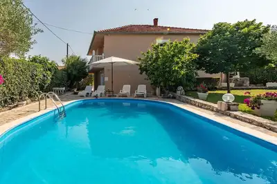 Image de Superbe maison à Lovinac avec WiFi