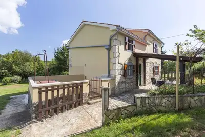 Image de Maison de vacances avec jardin et 2 chambres