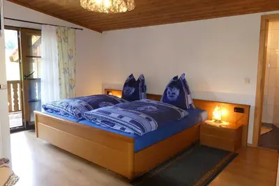 Image de Chambre Double 6 avec Balcon - Pension Holzerstube