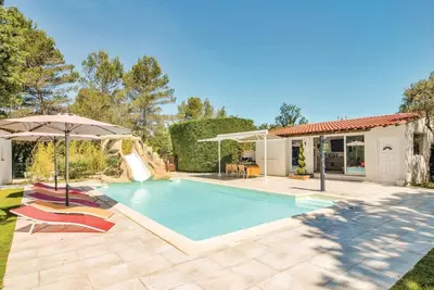 Image de Maison acceptant les animaux à Trets