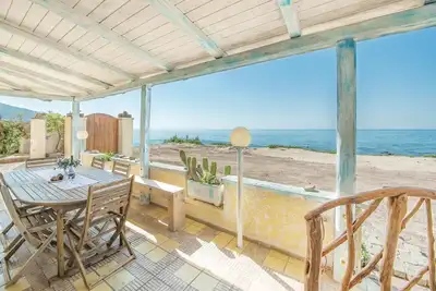 Image de Casa in Riva al Mare 2