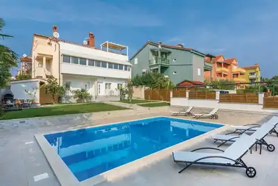 Bel appartement à Novigrad