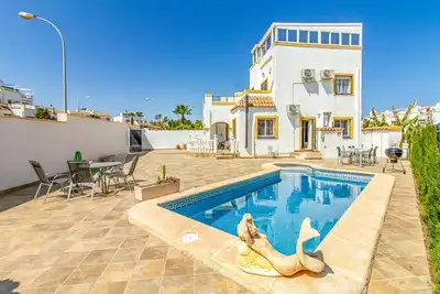 Image de Belle maison de 3 chambres à Orihuela.