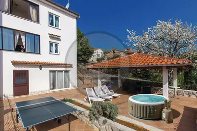 Image de Bel appartement de 2 chambres à Lovran