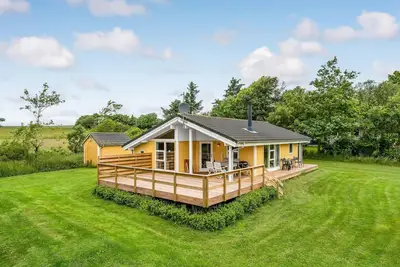 Image de Maison confortable de 2 chambres à.