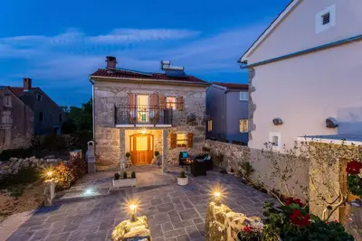 Image de Maison de vacances avec terrasse et barbecue