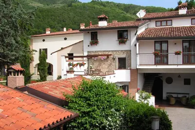 Image de Appartement de vacances dans un endroit calme au milieu des vignes