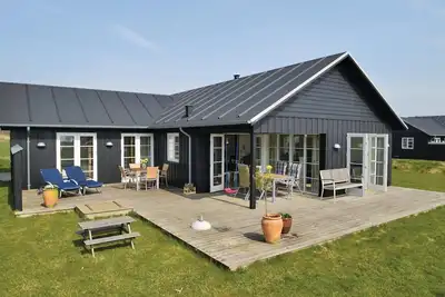 Image de Superbe maison à Nysted avec sauna